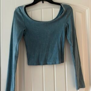 Women’s long sleeve top